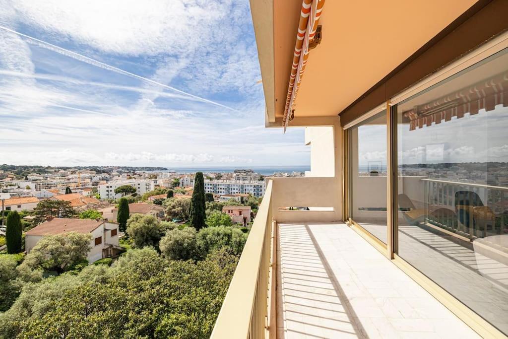 Appartement Elegant 2 Bed With Pool In Juan Les Pins