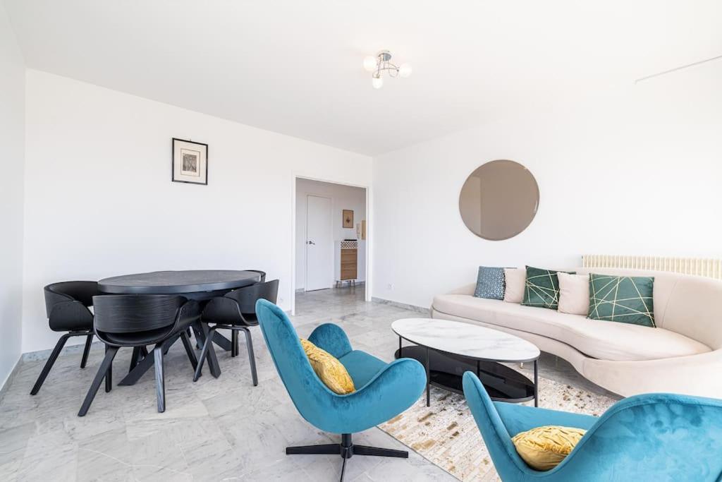 Appartement Elegant 2 Bed With Pool In Juan Les Pins